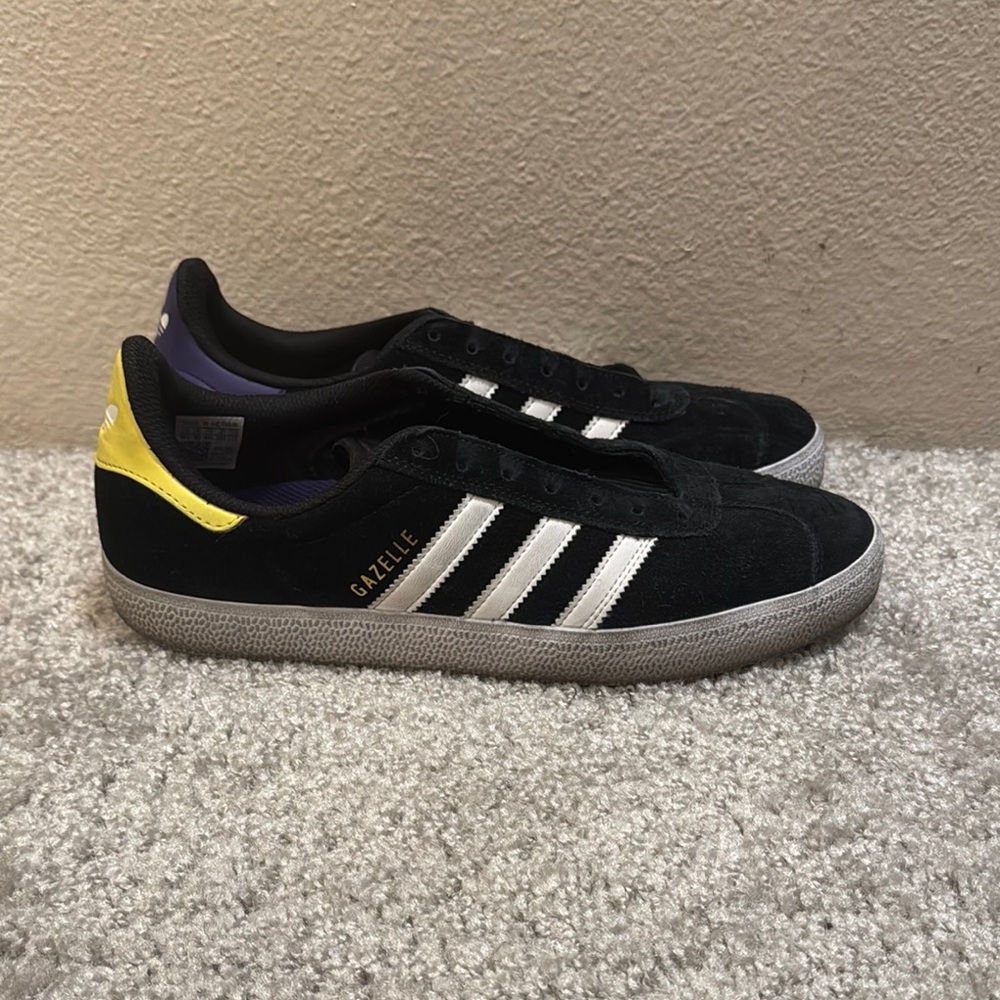 Adidas Gazelle ADV Skate shoe. Worn but still in good condition